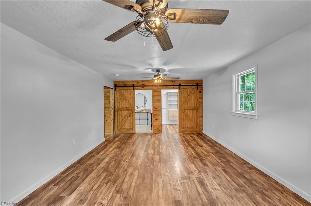 891 Bells Mill Rd Property Photo 14