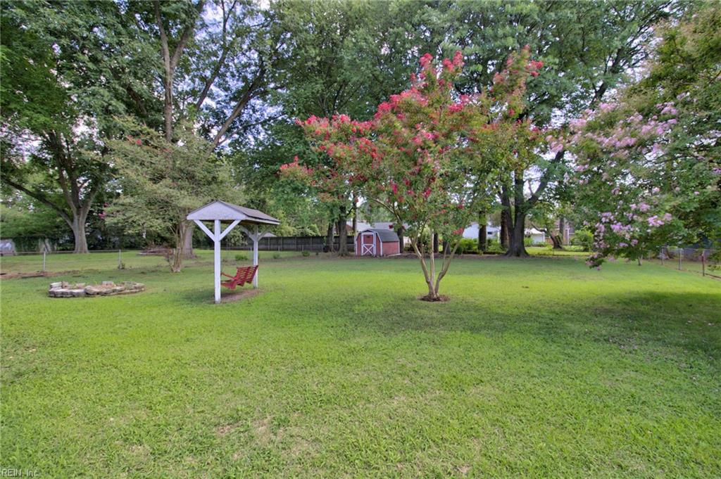 105 Marcella Rd Property Photo 21