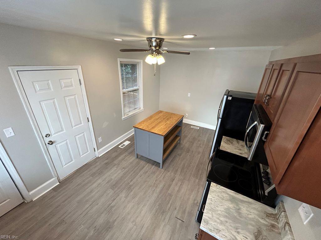 973 Rugby St Property Photo 14