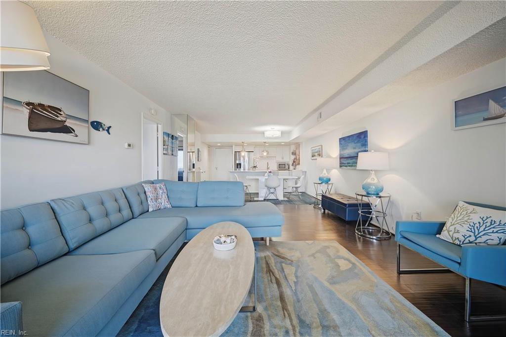 2830 Shore Dr Property Photo 4