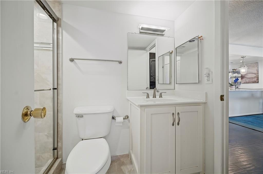 2830 Shore Dr Property Photo 13