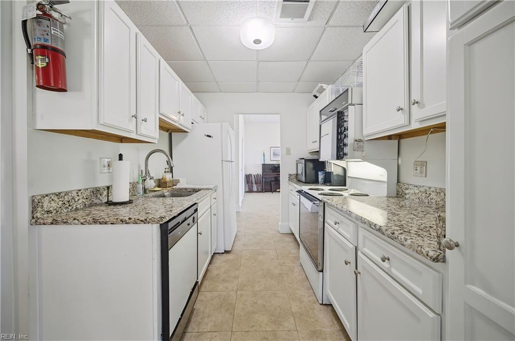 2830 Shore Dr Property Photo 26