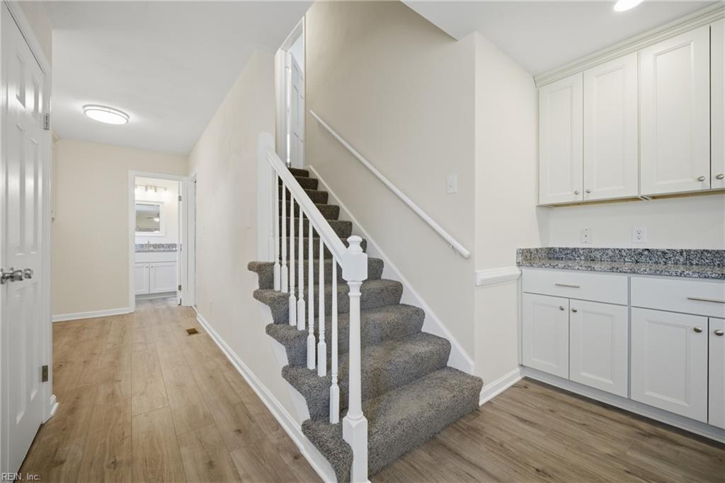 4805 Halifax Dr Property Photo 14