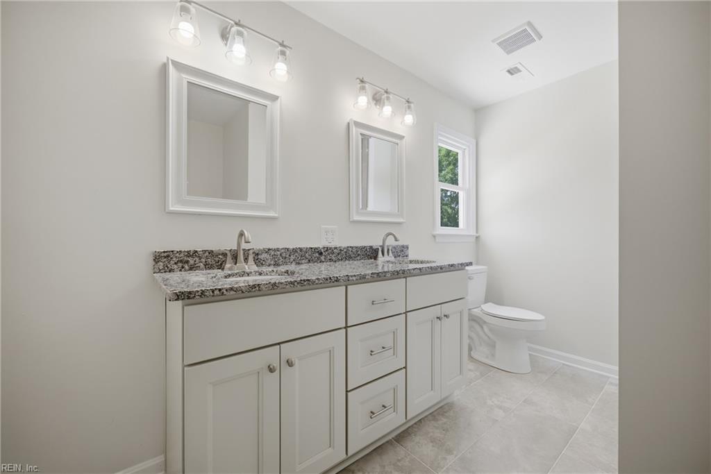 4805 Halifax Dr Property Photo 17