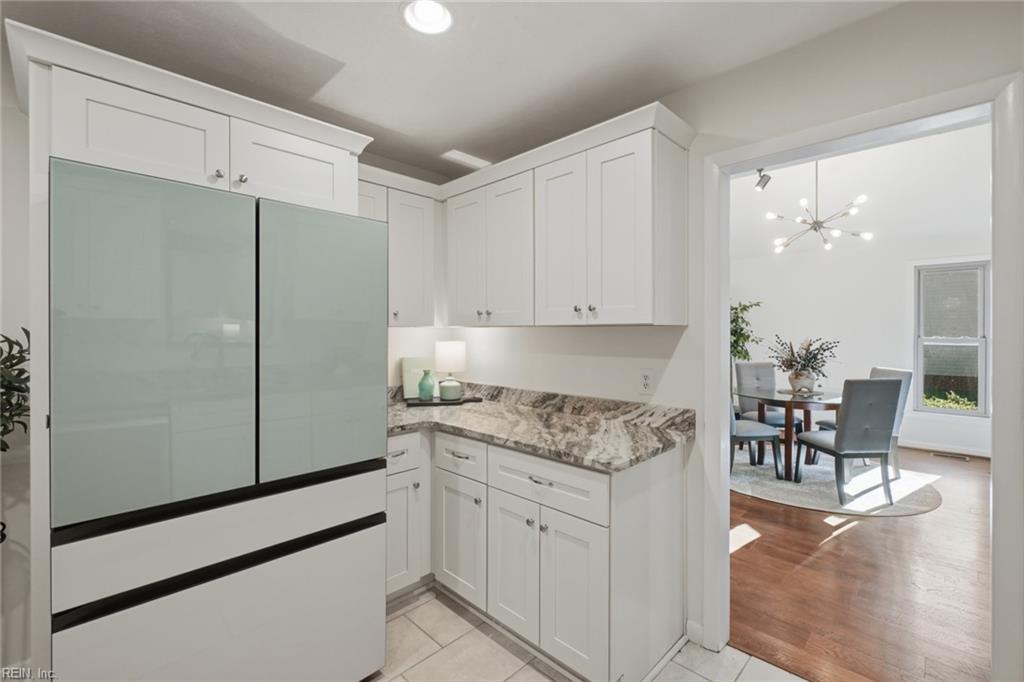 7740 Waters Edge Ln Property Photo 13