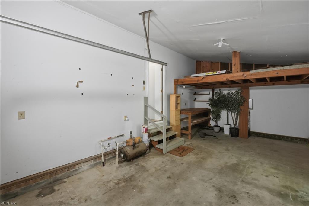 7740 Waters Edge Ln Property Photo 21