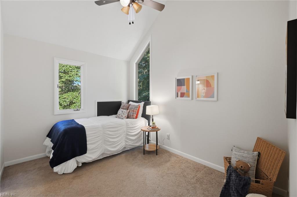 7740 Waters Edge Ln Property Photo 27