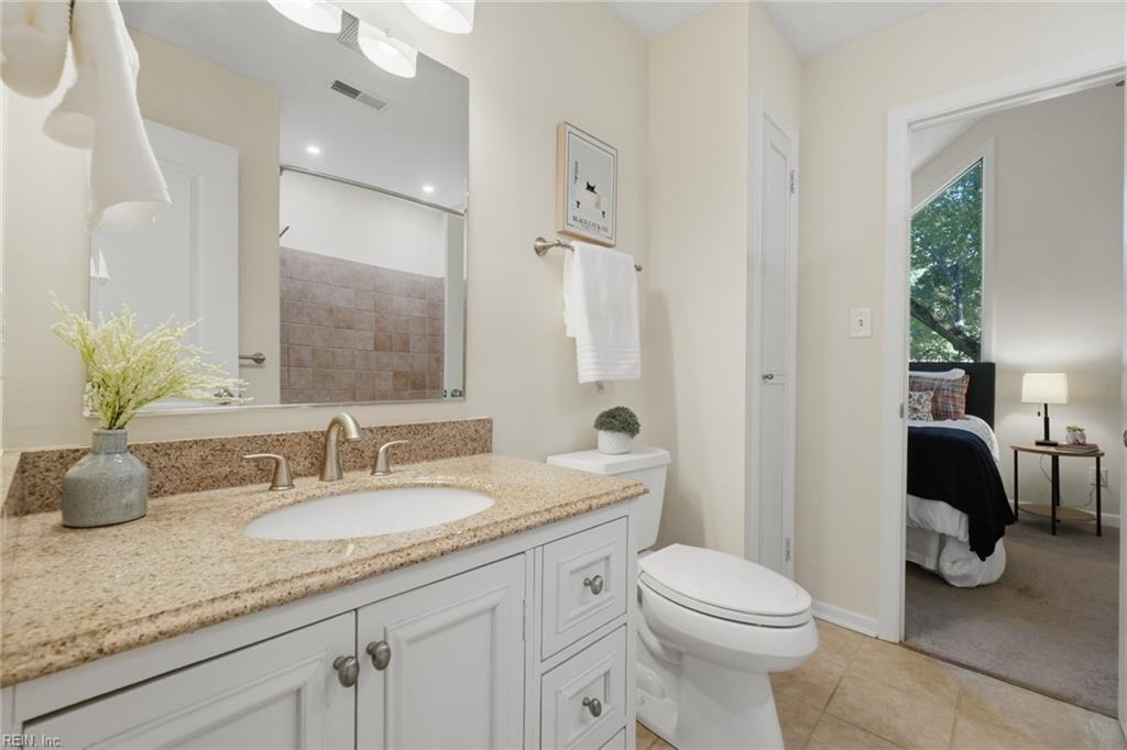 7740 Waters Edge Ln Property Photo 30