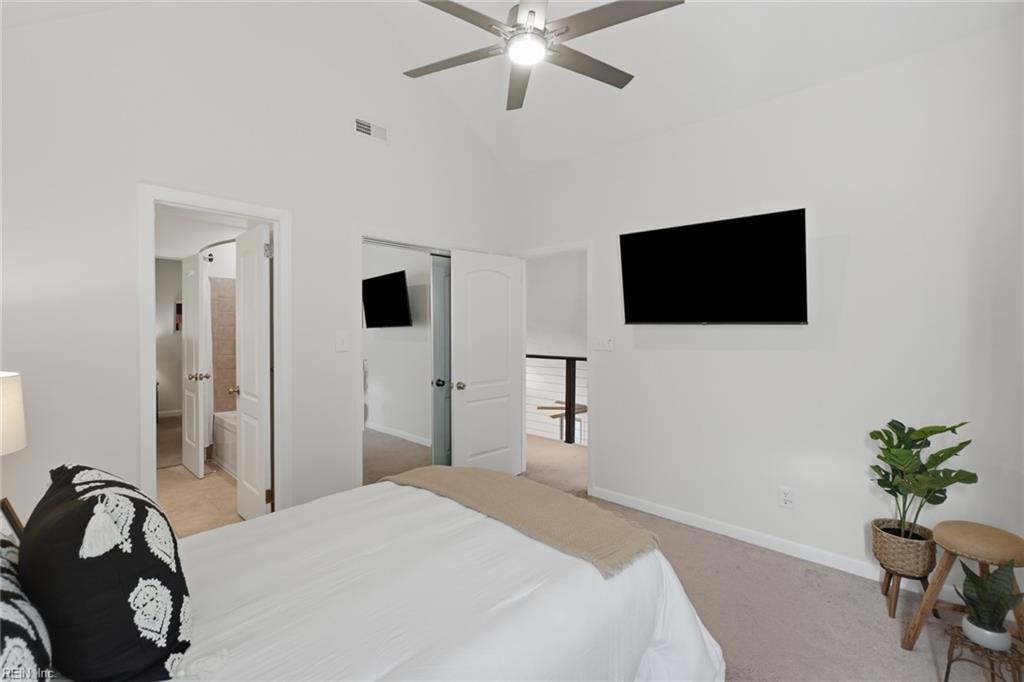 7740 Waters Edge Ln Property Photo 33