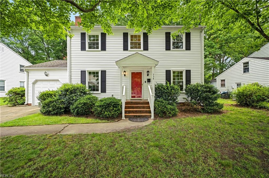 758 Village Green Pw Property Photo 1
