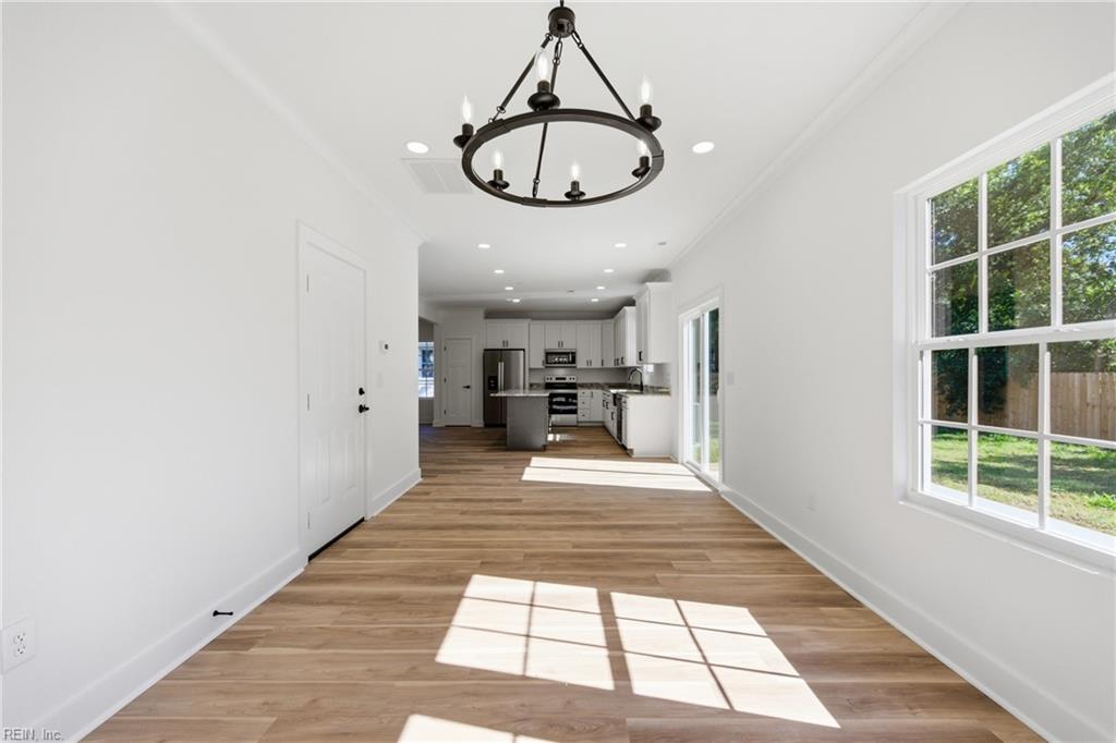 1015 42nd St Property Photo 19