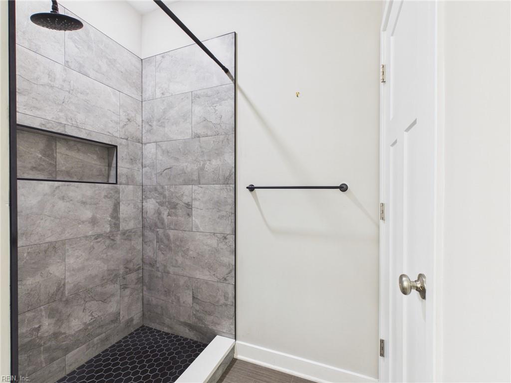 1111 Celia Ct Property Photo 6