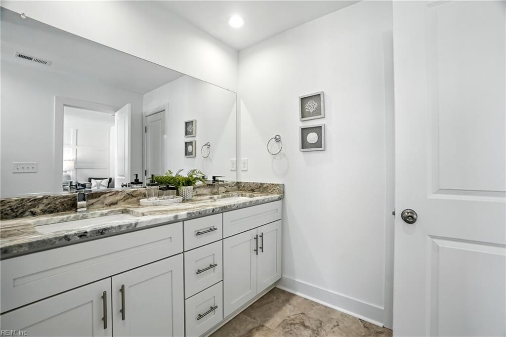1111 Cam Way Property Photo 20