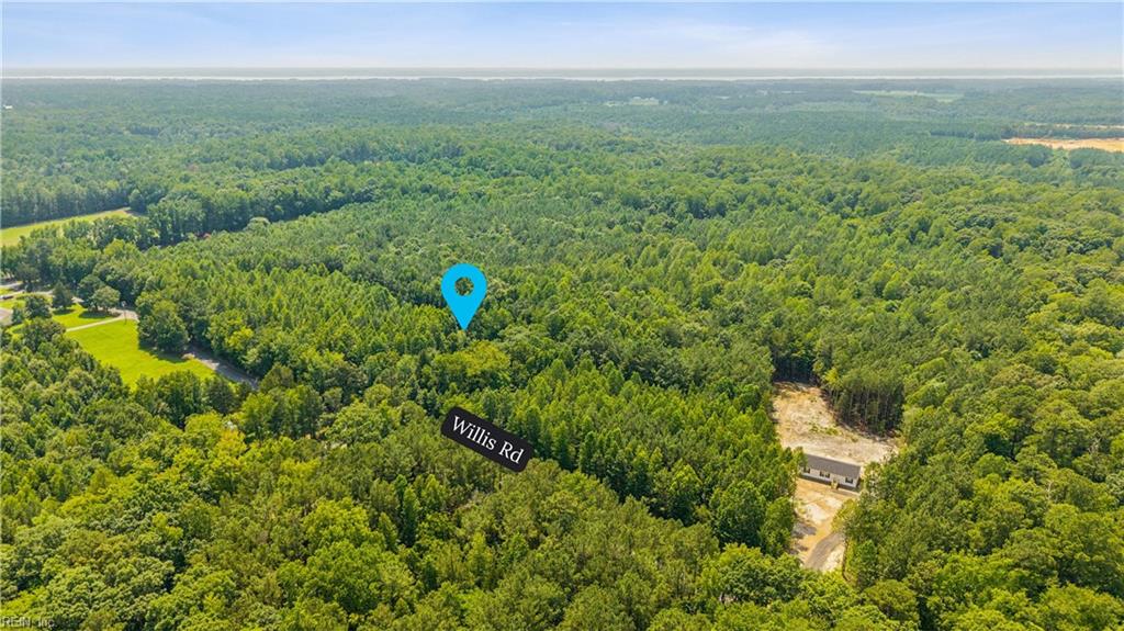 42.99 Willis Rd Property Photo 5