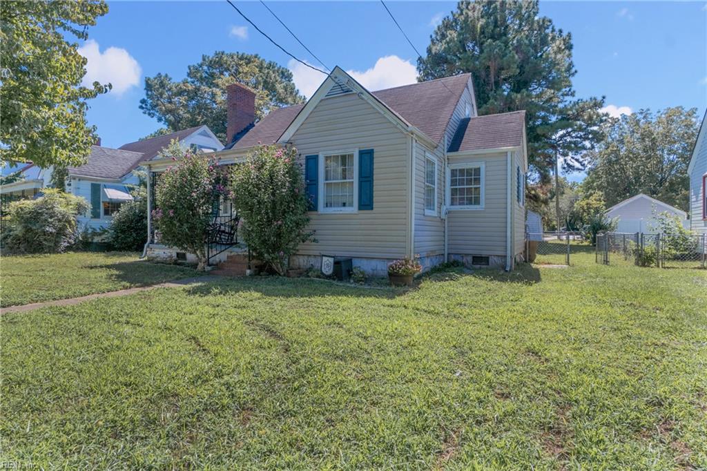 2309 Leckie St Property Photo 2