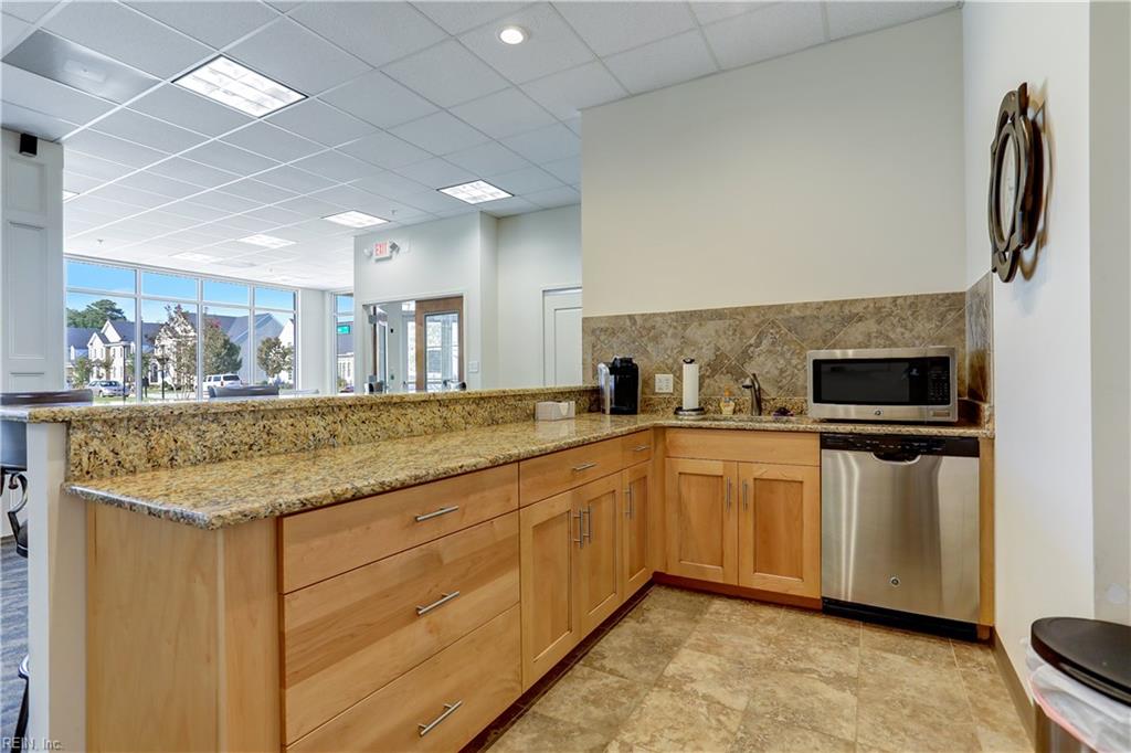 100 Laydon Way Property Photo 34