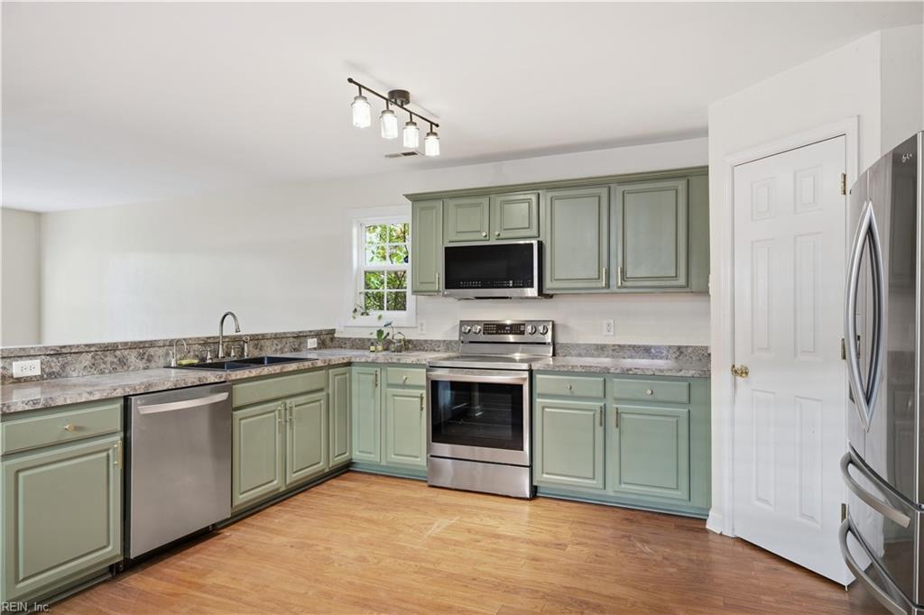 2130 Lockard Ave Property Photo 3