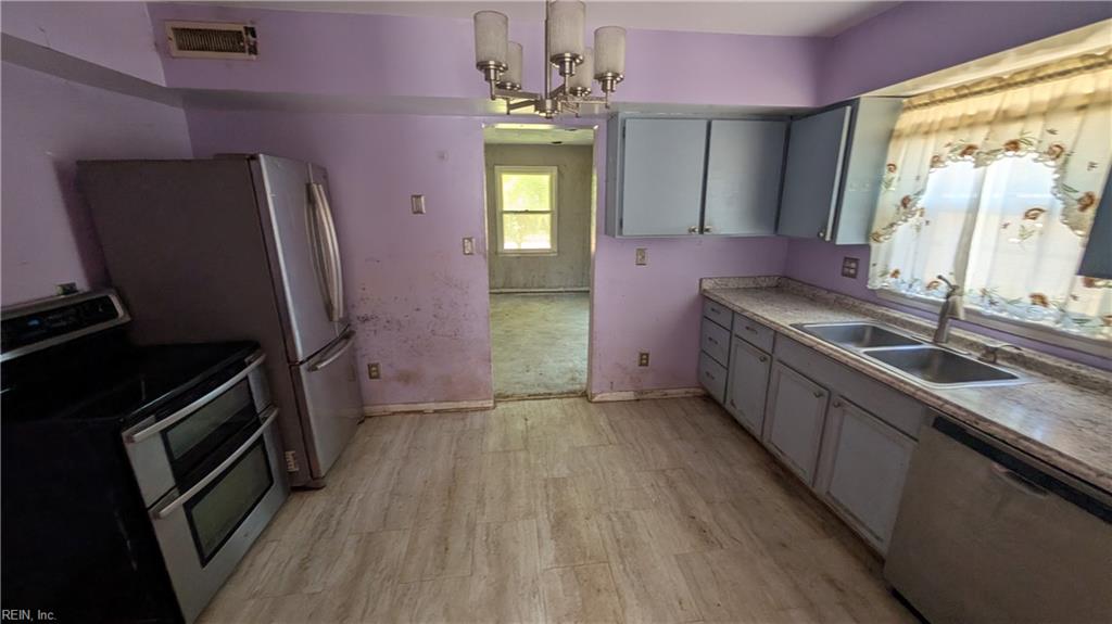 2935 N Radcliffe Ln Property Photo 5