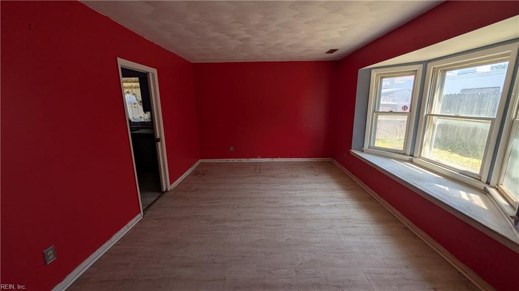 2935 N Radcliffe Ln Property Photo 6