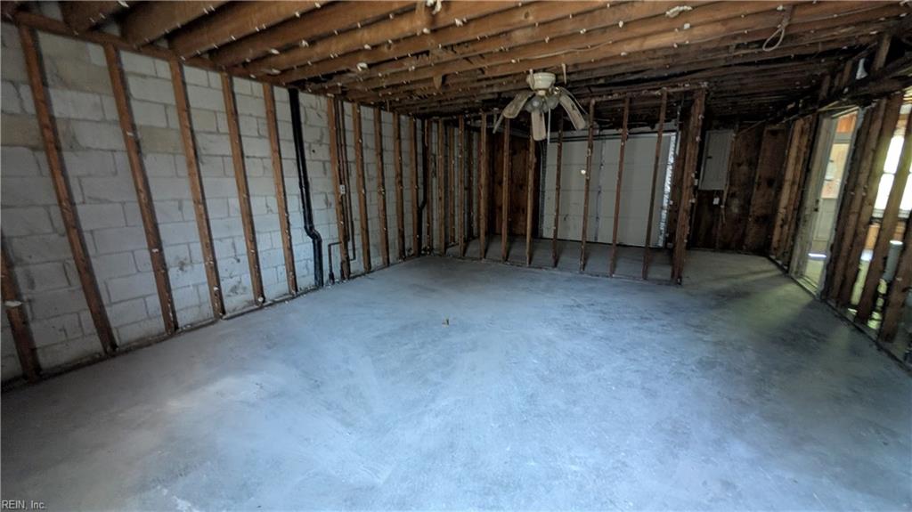 2935 N Radcliffe Ln Property Photo 8