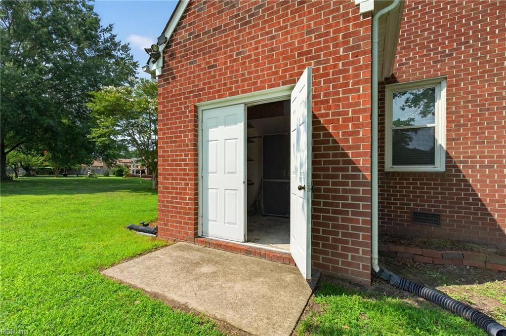 321 Saint Brie E Property Photo 47