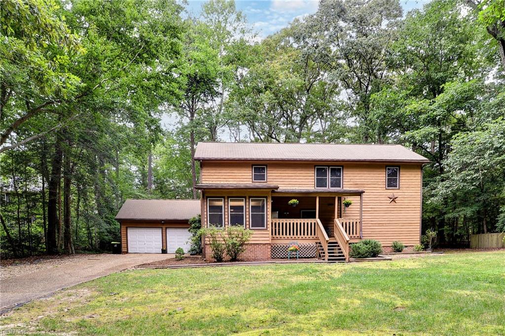 6 Hempstead CT Property Photo 1