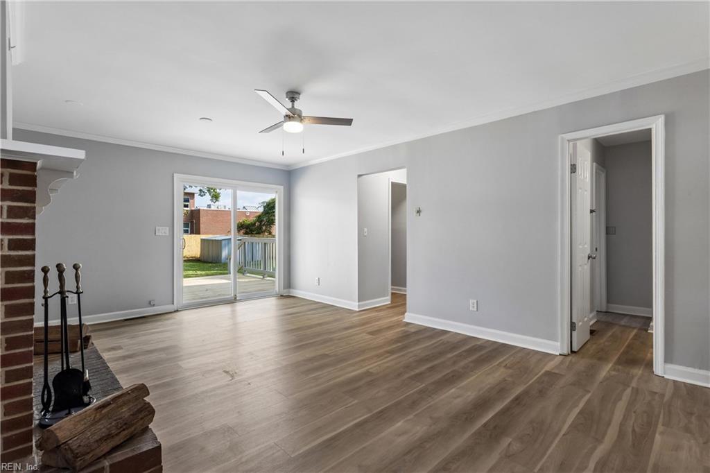 621 Sterling St Property Photo 17