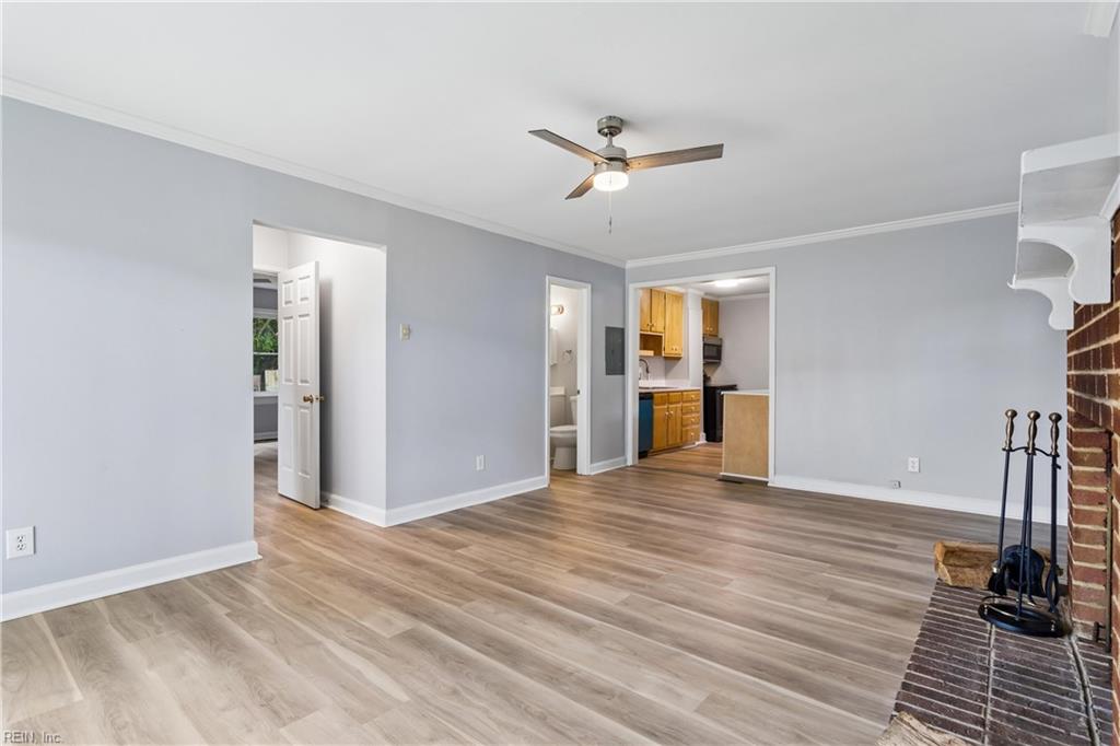 621 Sterling St Property Photo 18