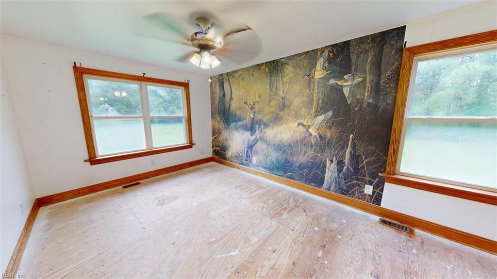 747 Silver Springs Rd Property Photo 12