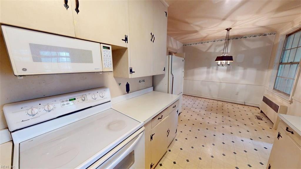 808 W South St Property Photo 11