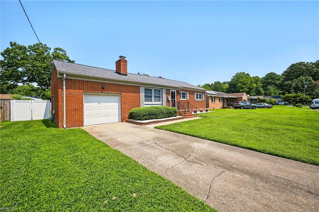 106 Opal Dr Property Photo 2