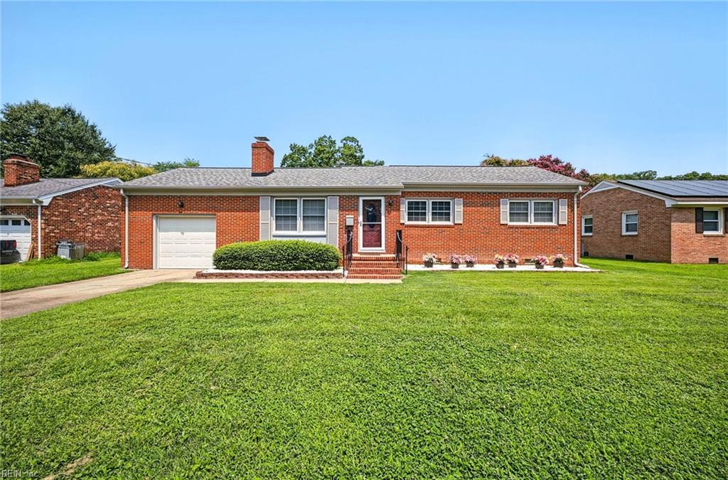 106 Opal Dr Property Photo 3
