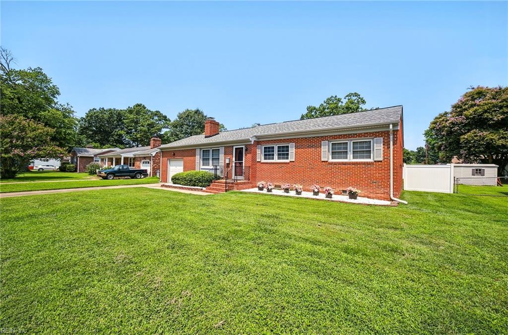 106 Opal Dr Property Photo 4