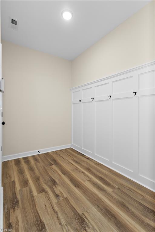 19 Grove Ave Property Photo 16