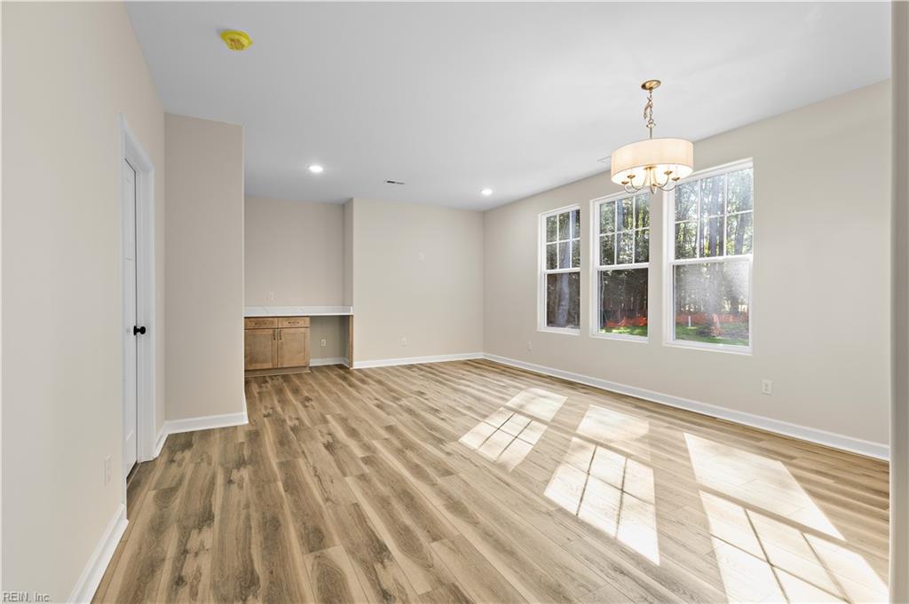 19 Grove Ave Property Photo 20