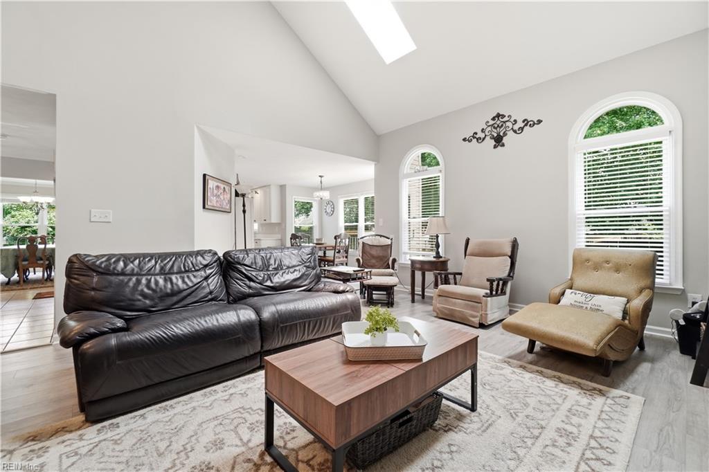 609 Edgewood Arch Property Photo 12