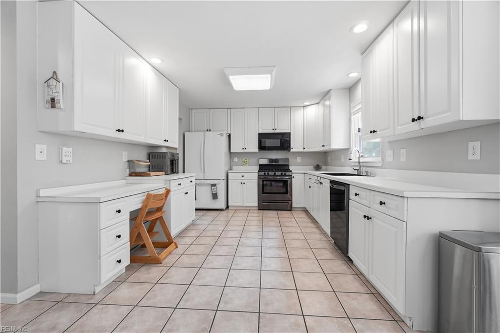 609 Edgewood Arch Property Photo 19