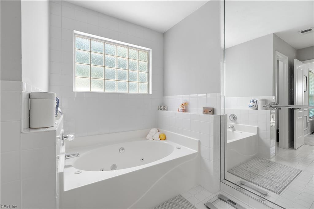 609 Edgewood Arch Property Photo 28