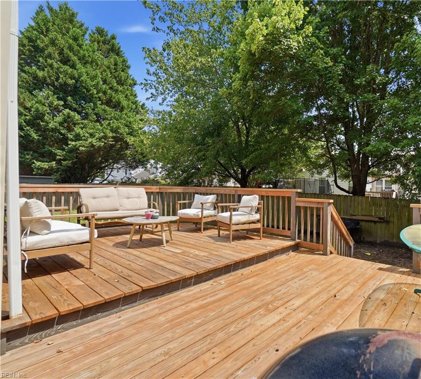 609 Edgewood Arch Property Photo 37