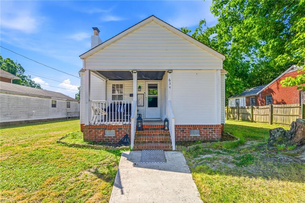 634 42nd St Property Photo 1