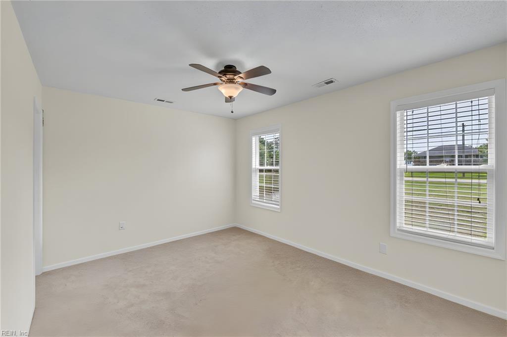 332 South End Rd Property Photo 1