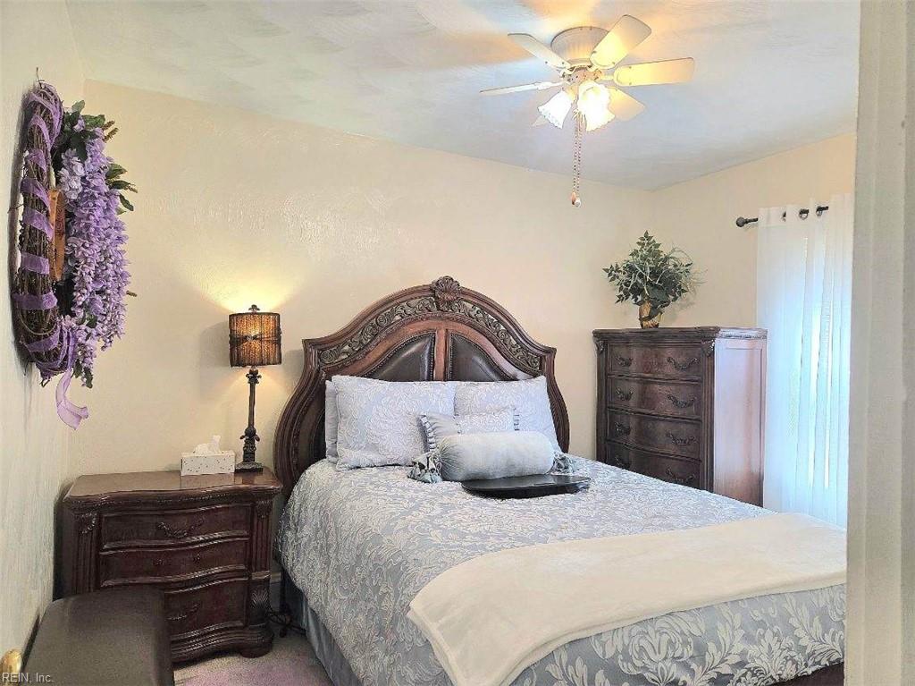 3210 Sewells Point Rd Property Photo 11