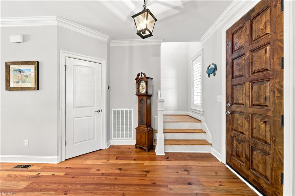 233 73rd St Property Photo 18