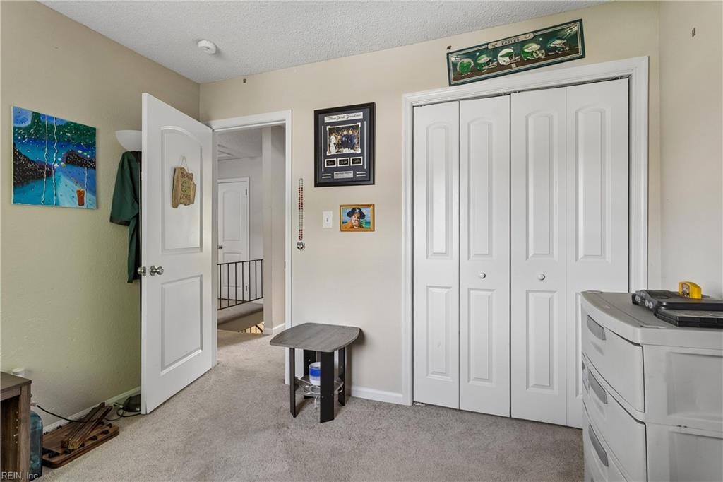 588 Windjammer Cres Property Photo 25