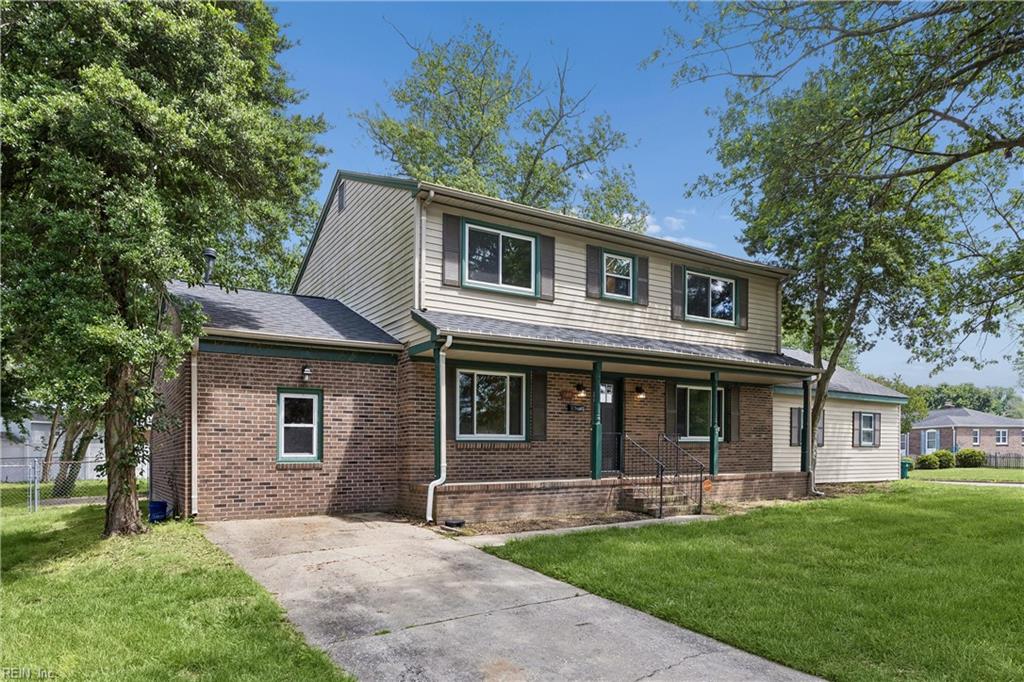 588 Windjammer Cres Property Photo 41