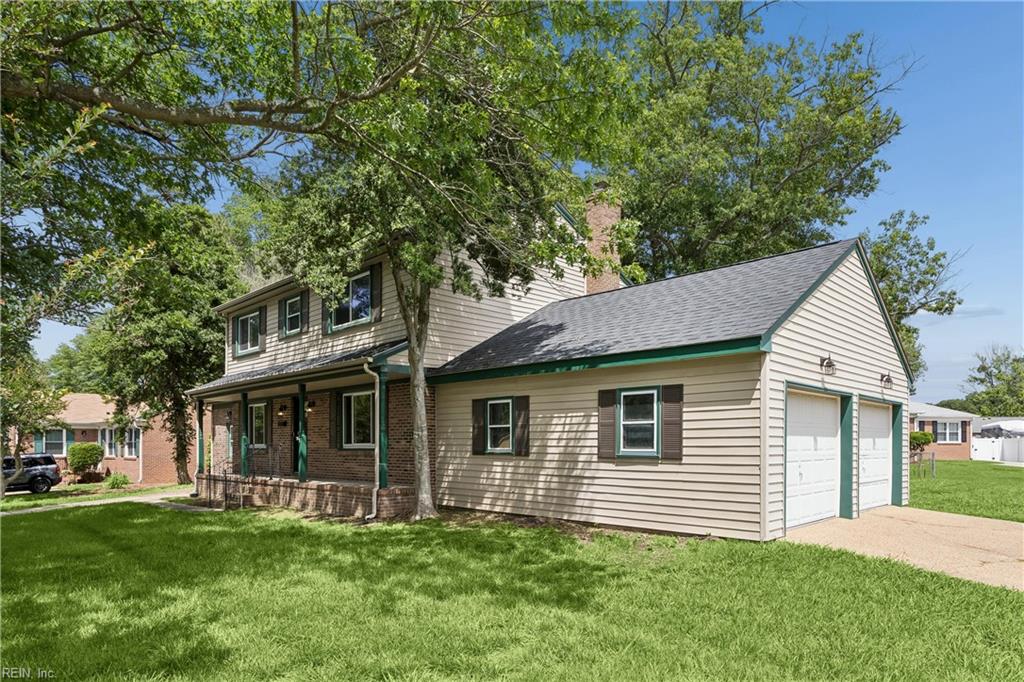 588 Windjammer Cres Property Photo 42