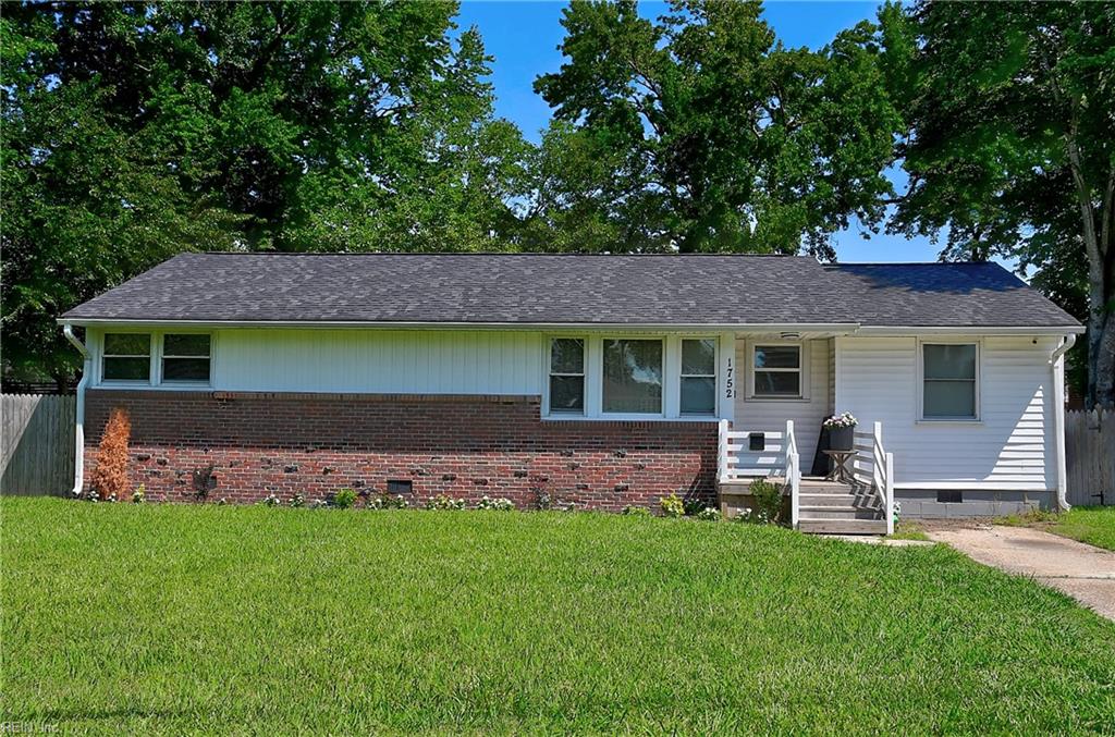1752 Garden Dr Property Photo 1