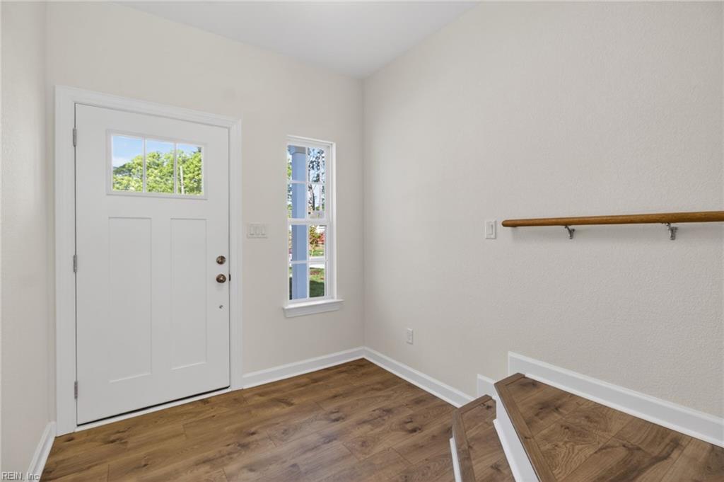 128 S Gum Ave Property Photo 3