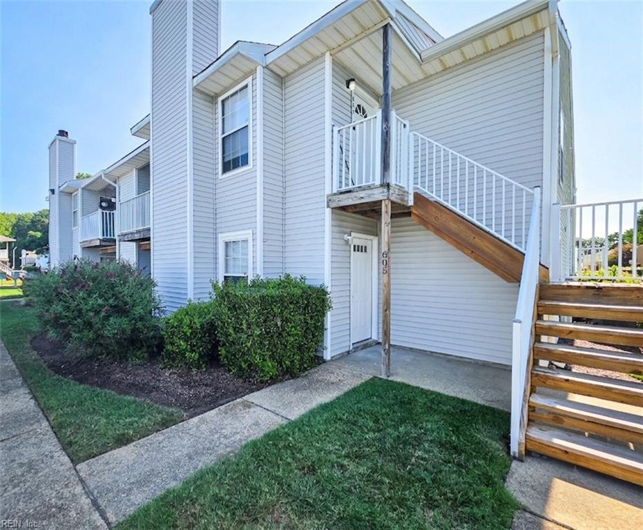 605 Flagstaff Ct Property Photo 1