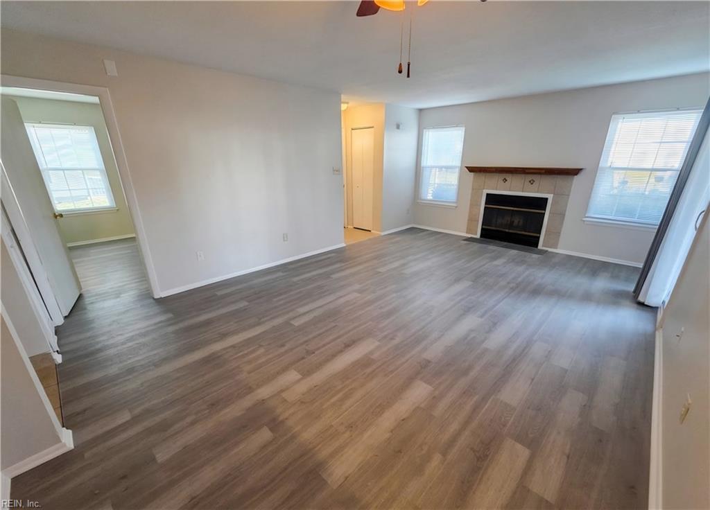 605 Flagstaff Ct Property Photo 4